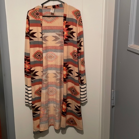 Tribal print wrap - Picture 1 of 3